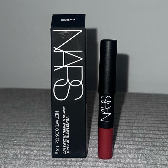 Nars Velvet Matte Lip Pencil - Dolce Vita. - Picture 2 of 4